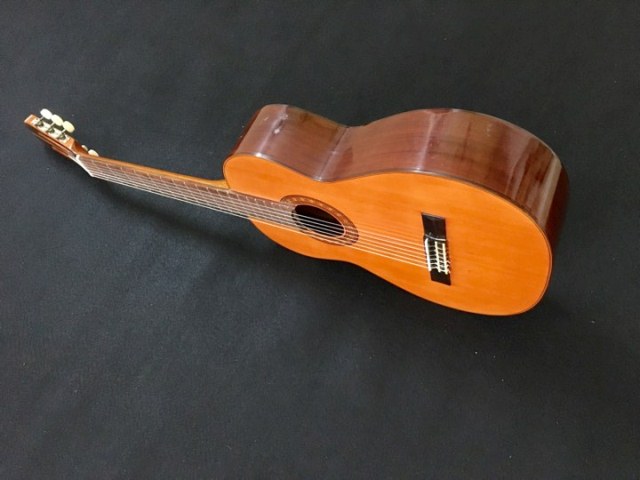 guitar-classic -suzuki-n0-60-sông mơ (2)