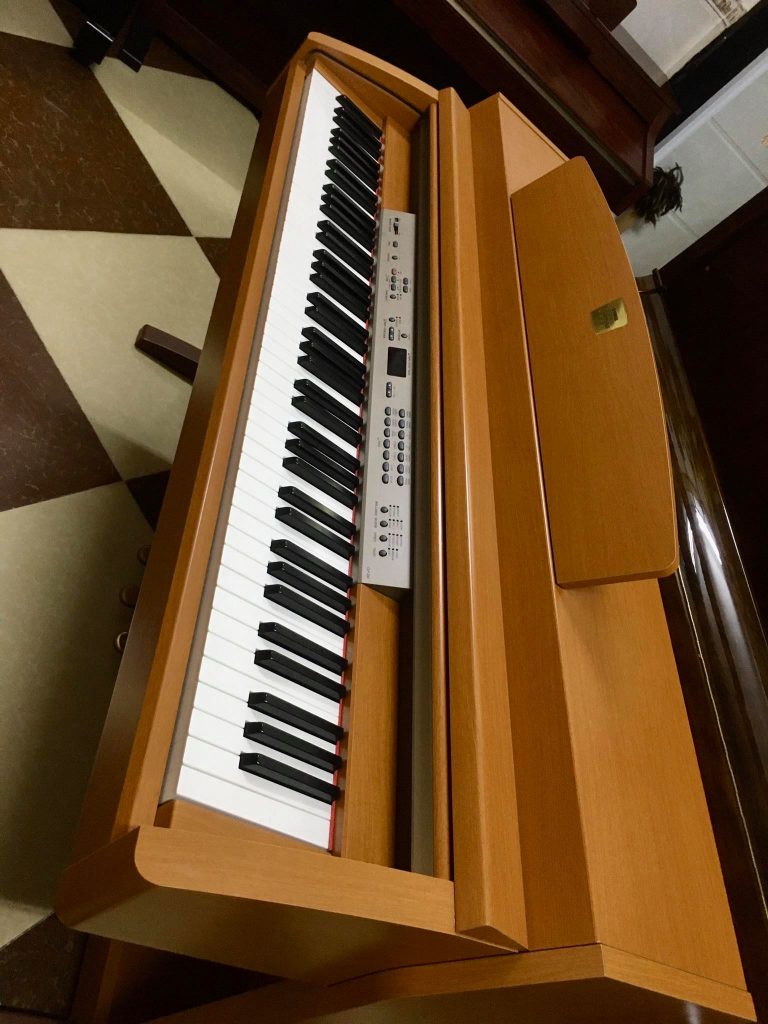 Clavinova CLP-220 - Yamaha Clavinova CLP-220 - Audiofanzine - View #8